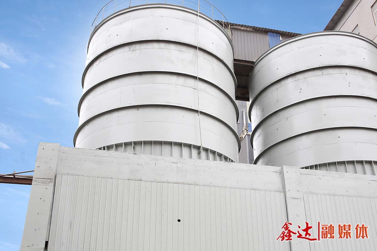 決戰(zhàn)全年勝丨精心“備餐”保高爐，原料廠奮斗號(hào)角正響亮！